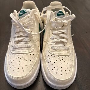 Nike Court Vision Low Next Nature W6.5